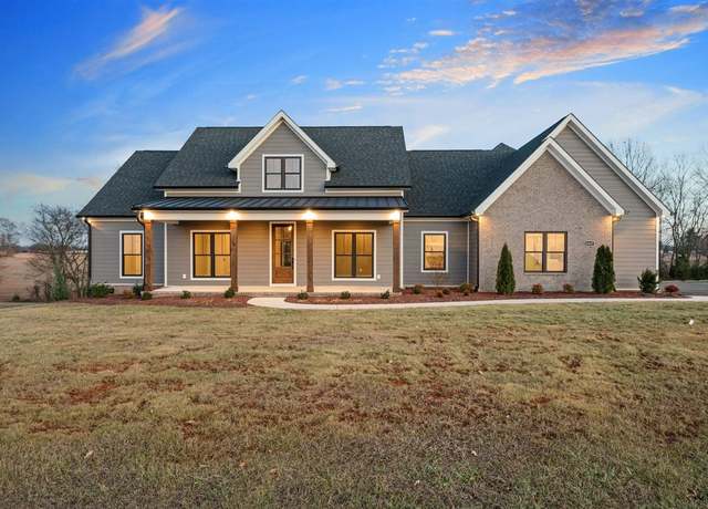 Property at 2447 Silver Oak St, Bowling Green, KY 42104, 5 beds, 4.5 baths