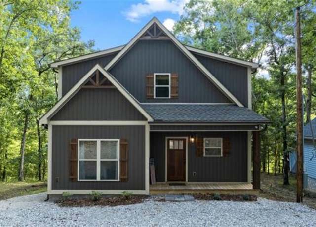 Property at 130 Woodcove Ln, Scottsville, KY 42164, 4 beds, 3.5 baths