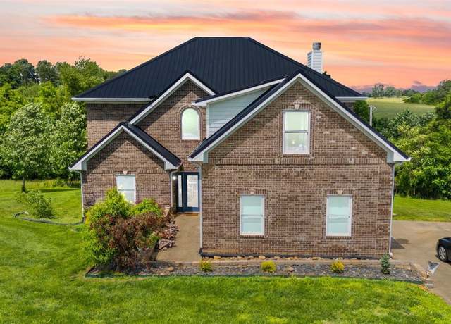 Property at 104 Bow Trl, Glasgow, KY 42141, 4 beds, 4 baths