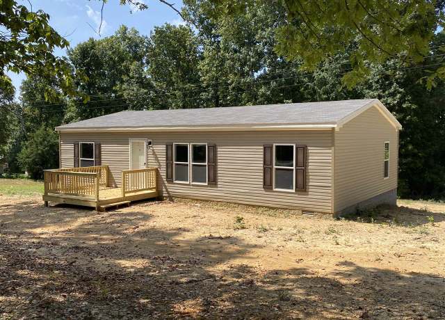 Property at 2117 Walkers Chapel Rd, Adolphus, KY 42120, 3 beds, 2 baths