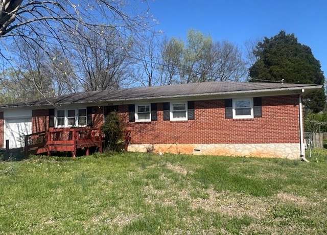 Property at 1300 S Lee Dr, Bowling Green, KY 42101, 3 beds, 1.5 baths
