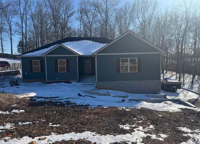 Property at 83 Vance Dr, Scottsville, KY 42164, 3 beds, 2 baths