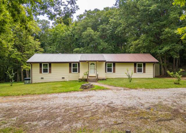 Property at 2218 Anderson Store Rd, Lewisburg, KY 42256, 3 beds, 2 baths