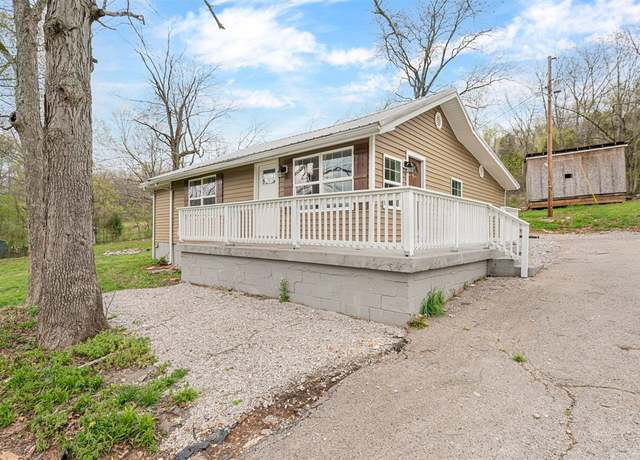 Property at 232 N Campbell Dr, Bowling Green, KY 42101, 4 beds, 2 baths