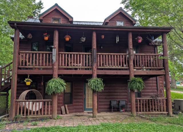 Property at 1933 Martin Pierce Rd, Cub Run, KY 42729, 4 beds, 2.5 baths