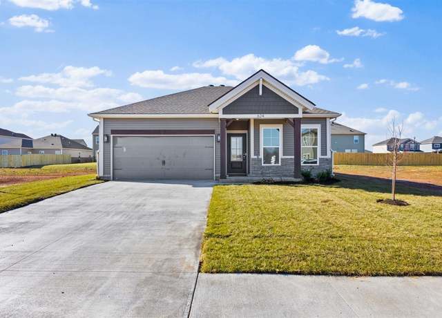 Property at 624 Figo Ct, Bowling Green, KY 42104, 4 beds, 2 baths