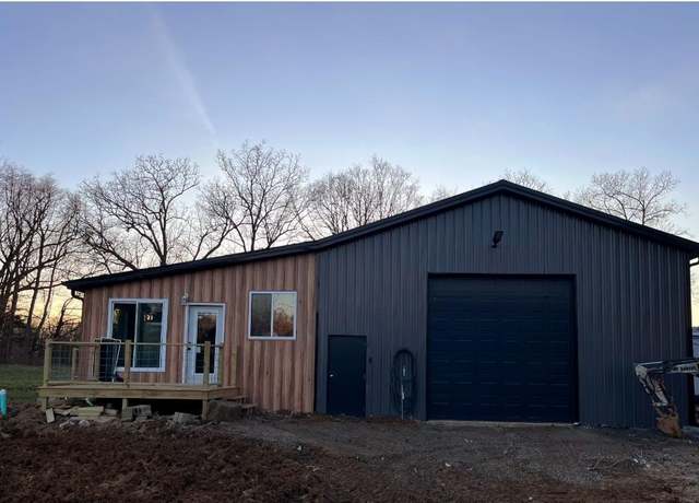Property at 605 Phillip Whitlow Rd, Summer Shade, KY 42166, 1 bed, 1 bath