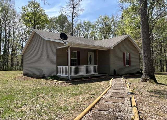 Property at 36 Turkey Foot Ln, Scottsville, KY 42164, 3 beds, 2 baths