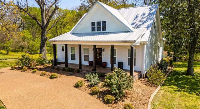 Photo of 549 Sam Mason Rd, Adairville, KY 42202