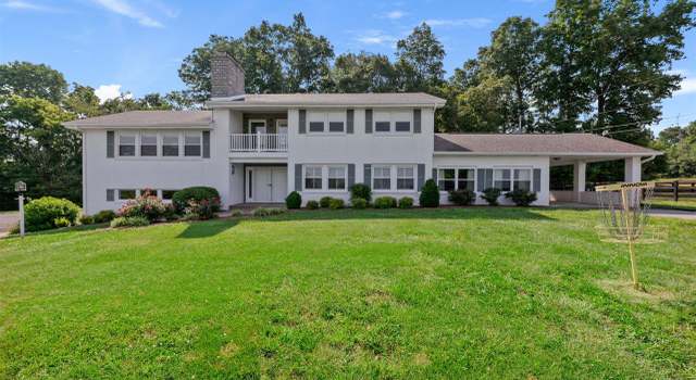 Photo of 121 Green Hills Rd, Glasgow, KY 42141
