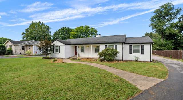 Photo of 2721 Smallhouse Rd, Bowling Green, KY 42104
