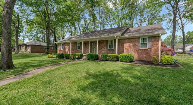 Photo of 1028 Meadowwood Ln, Bowling Green, KY 42101