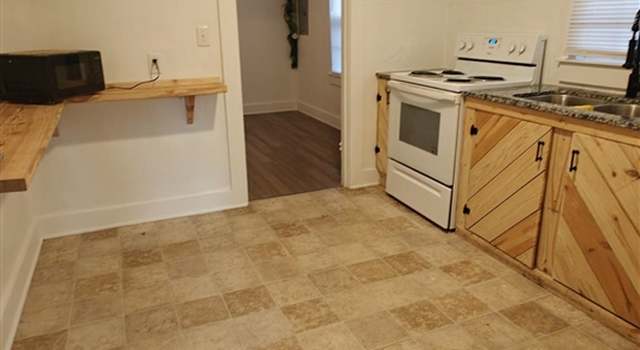Photo of 231 & 233 Walnut St, Glasgow, KY 42141