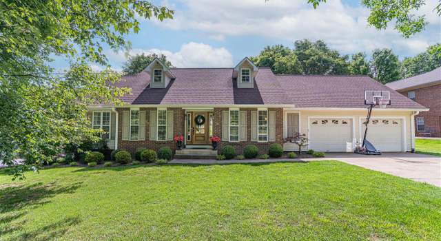 Photo of 206 Autumn Ridge Rd, Glasgow, KY 42141