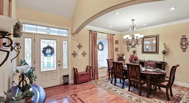 Photo of 329 Roseberry Cir, Bowling Green, KY 42101