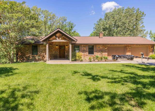 Property at 3011 Little Bear Hwy, Gilbertsville, KY 42044, 4 beds, 4 baths