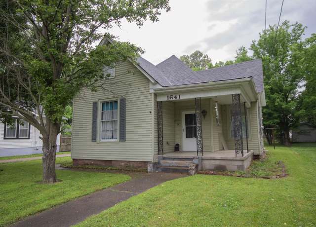 Property at 1641 Harrison St, Paducah, KY 42001, 3 beds, 1 bath