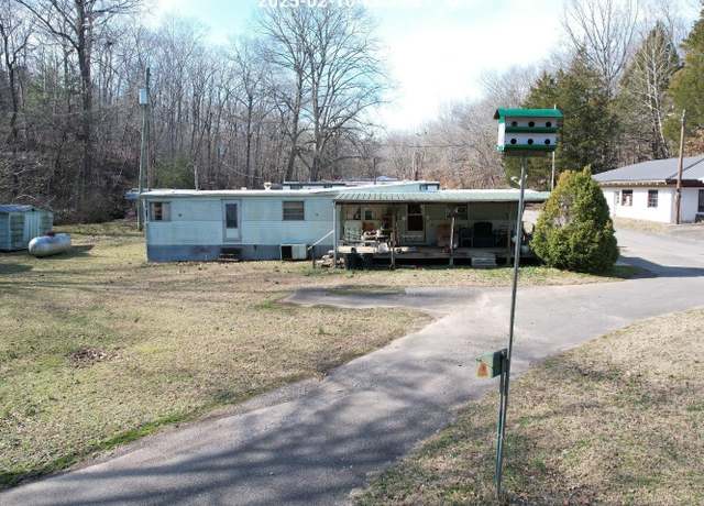 Property at 223 Tinsley Dr, Murray, KY 42071, 2 beds, 1 bath