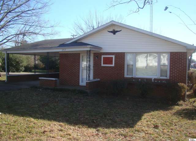 Property at 292 First St, Cadiz, KY 42211, 3 beds, 1 bath
