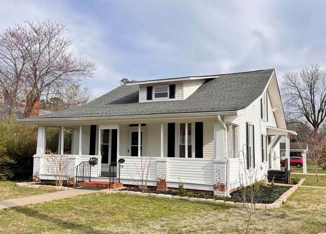 Property at 3340 Central Ave, Paducah, KY 42001, 2 beds, 1 bath