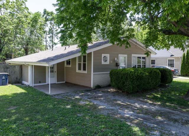Property at 1916 Monroe St, Paducah, KY 42001, 3 beds, 1 bath