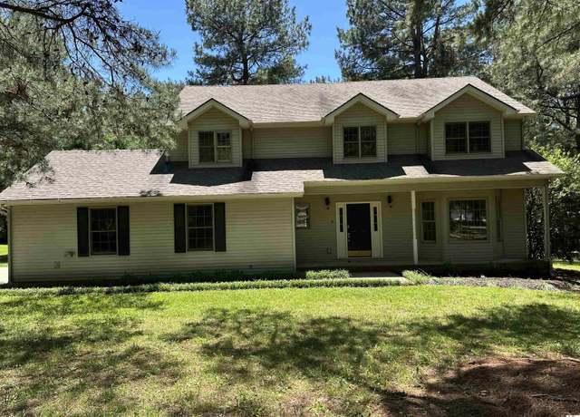Property at 570 Massac Church Rd, Paducah, KY 42001, 4 beds, 2.5 baths