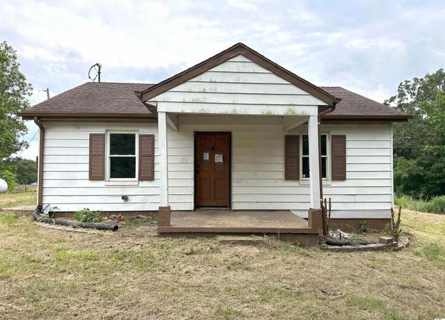 Property at 1251 Tater Rd, Mayfield, KY 42066, 2 beds, 1 bath