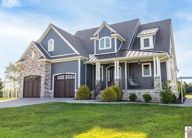 Property at 111 Canter Ct, Paducah, KY 42001, 5 beds, 3.5 baths