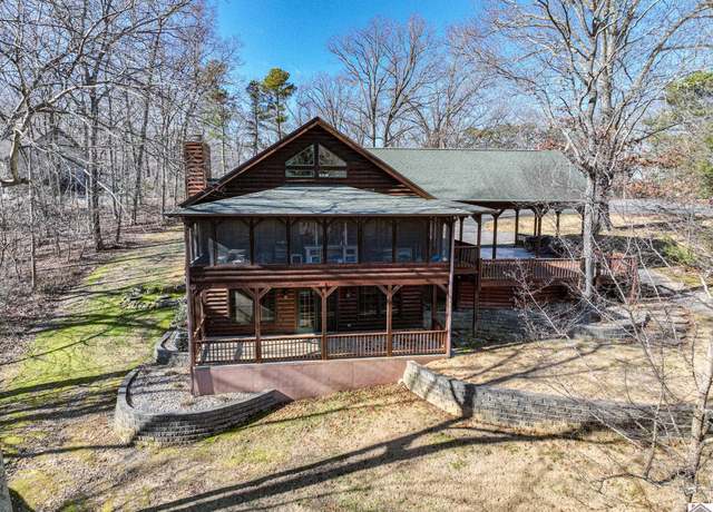 Property at 134 Kit Carson Ln, Benton, KY 42025, 3 beds, 2 baths
