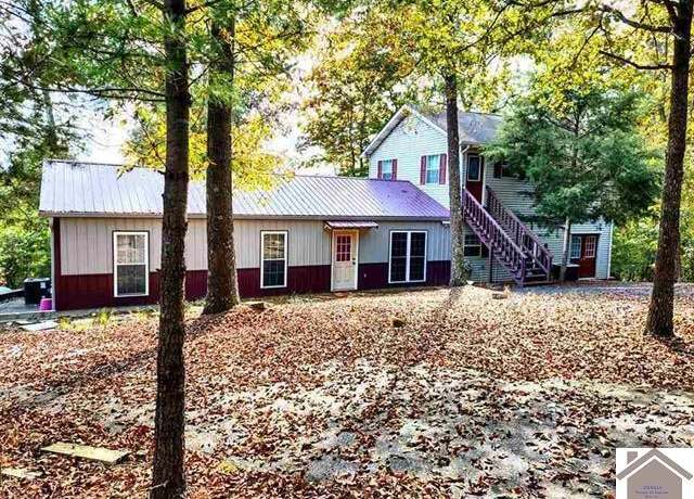 Property at 528 Imogene Dr, Gilbertsville, KY 42066, 4 beds, 3 baths