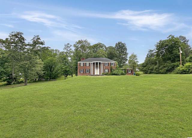 Property at 956 Mayfield Hwy, Benton, KY 42025, 4 beds, 2.5 baths