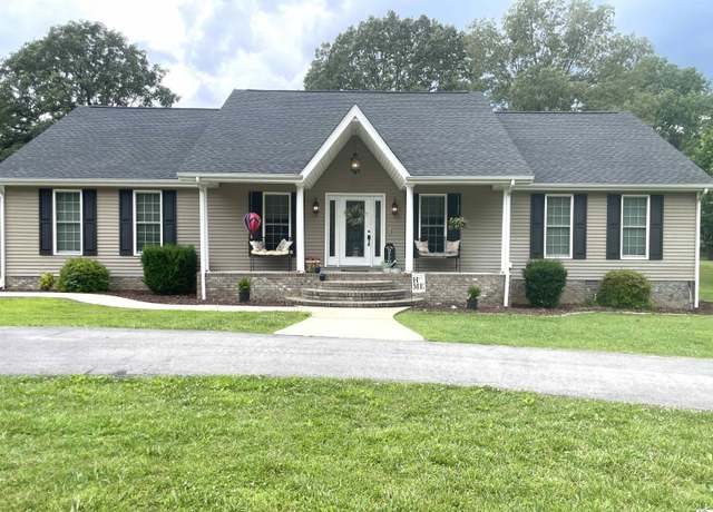 Property at 135 Boatright Dr, Benton, KY 42025, 3 beds, 2 baths