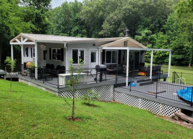 Property at 44 Whipperwill Dr, Eddyville, KY 42038, 3 beds, 2 baths