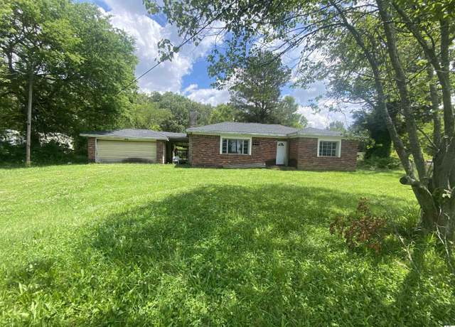 Property at 2010 Husband Rd, Paducah, KY 42003, 3 beds, 1 bath
