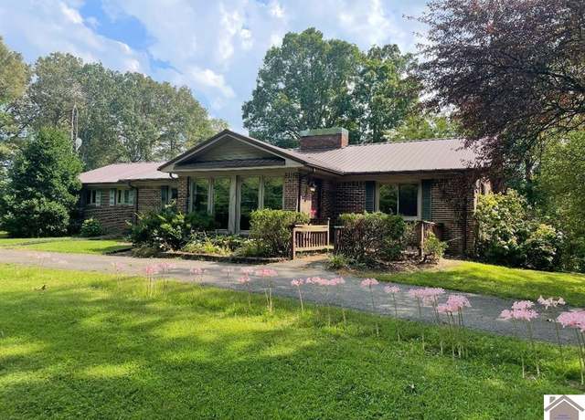 Property at 1439 State Route 1748 W, Mayfield, KY 42066, 4 beds, 3 baths