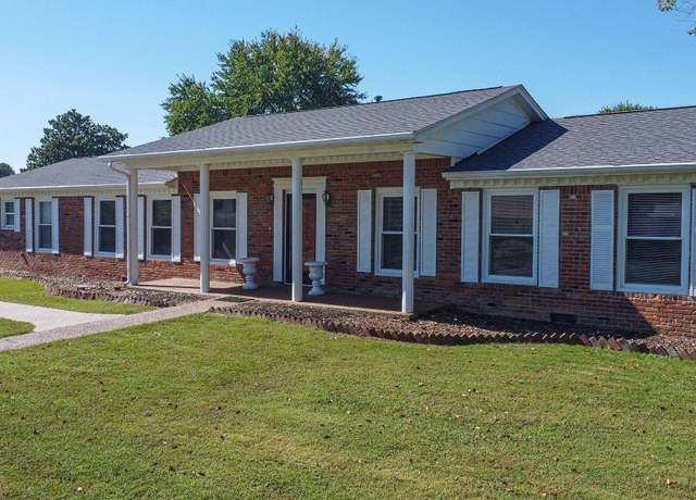 Property at 115 Post Oak Trl, Paducah, KY 42003, 3 beds, 2 baths