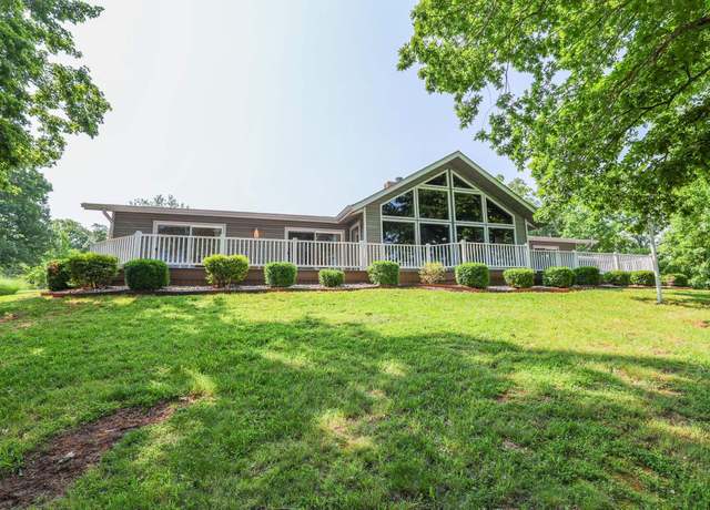 Property at 410 Shelton Ln, Hardin, KY 42048, 2 beds, 2 baths