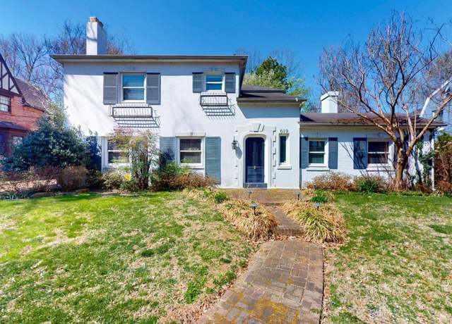Property at 619 S 1st St, Mayfield, KY 42066, 4 beds, 3 baths