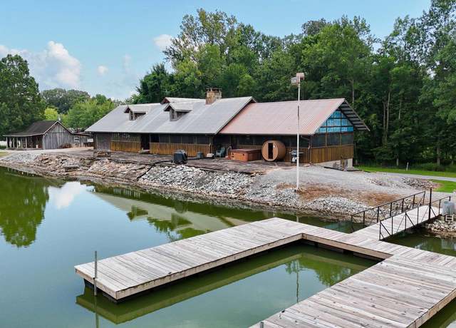 Property at 300 Scillion Dr, Calvert City, KY 42029, 4 beds, 2 baths