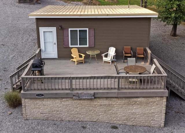 Property at 1241 Rockcastle Lakeshore Dr, Cadiz, KY 42211, 2 beds, 1 bath