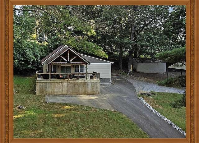 Property at 349 Rockcastle Lakeshore Dr, Cadiz, KY 42211, 3 beds, 2 baths
