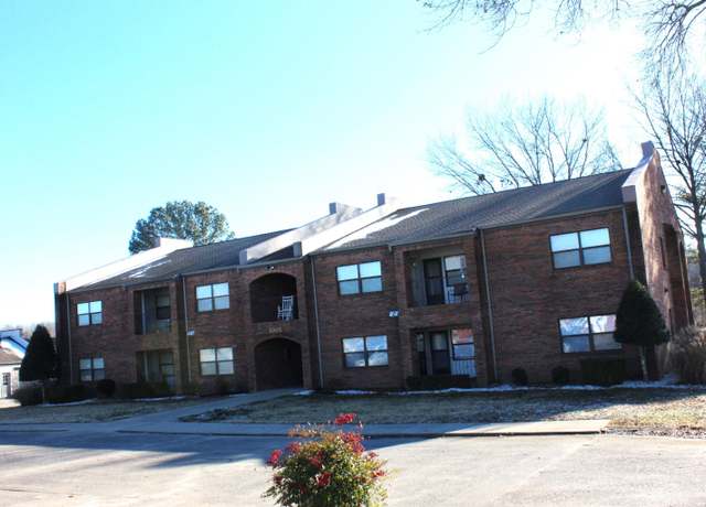 Property at 1005 Southwood Unit 1 Dr, Murray, KY 42071, 3 beds, 2 baths