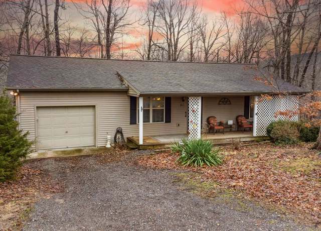 Property at 62 Castlewood Dr, Cadiz, KY 42211, 3 beds, 2 baths