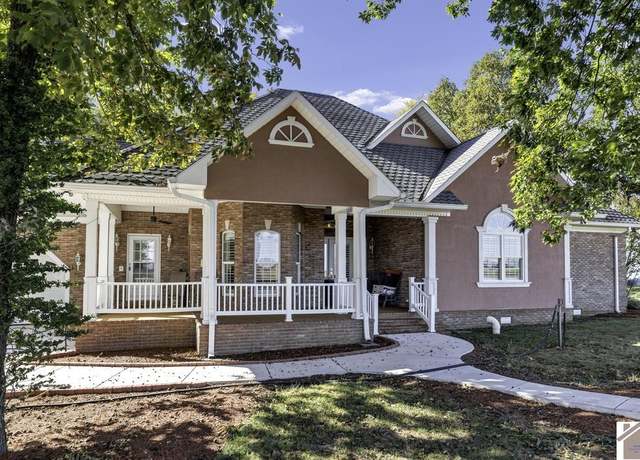 Property at 2933 Trace Creek Church Rd, Mayfield, KY 42066, 2 beds, 3.5 baths