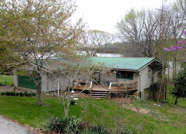 Property at 1085 Cunningham Ln, Cadiz, KY 42211, 4 beds, 2 baths