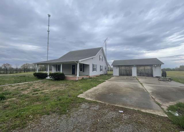 Property at 302 County Road 1307, Bardwell, KY 42023, 4 beds, 2 baths