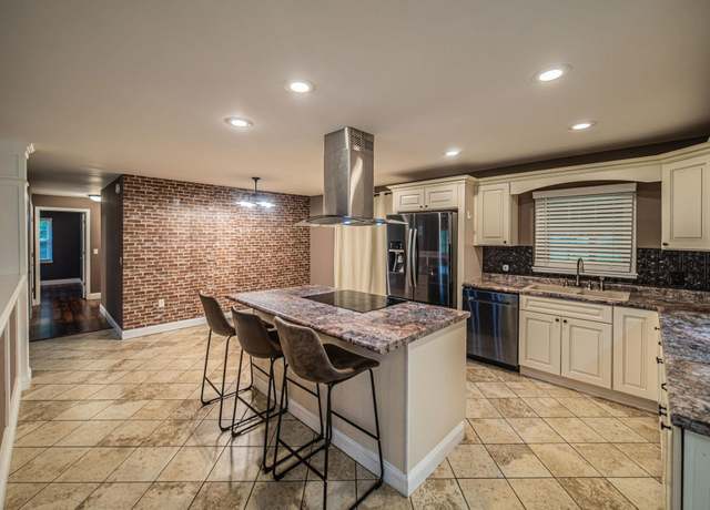 Property at 3561 Beal Rd, Hardin, KY 42048, 3 beds, 2 baths
