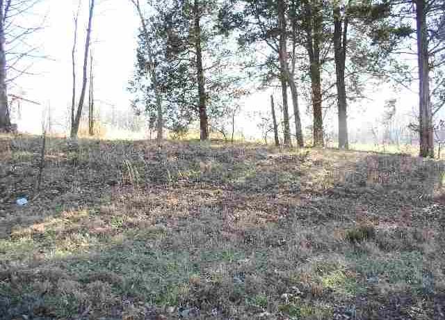 Property at Lot 32 & Half of 31 Master Cir, Benton, KY 42025
