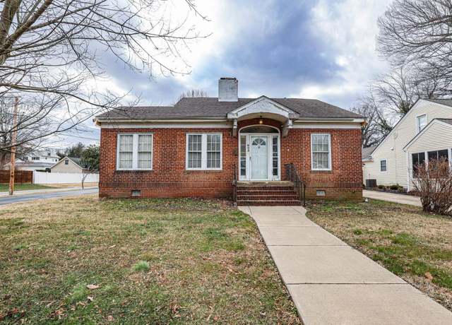 Property at 603 W Jefferson St, Paducah, KY 42001, 2 beds, 1 bath