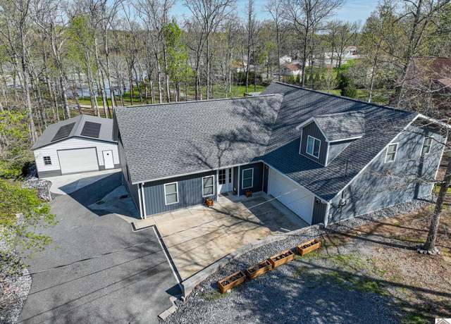 Property at 124 Hickory Hill Ln, Benton, KY 42025, 3 beds, 2.5 baths
